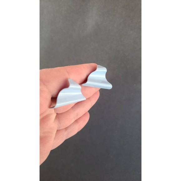 1980s Light Blue Wavy Triangular Earrings - Picture 2 of 10